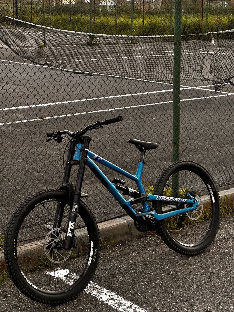 Used Commencal FURIOUS ESSENTIAL FOX 2020 2020 MTB