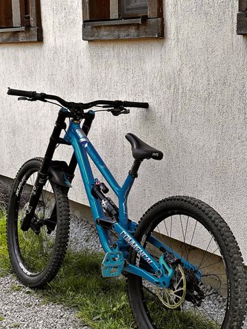 Tweedehands Commencal FURIOUS ESSENTIAL FOX 2020 2020 Mountainbike — afbeelding 5 van 7