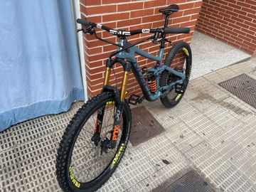 Used Norco Range C1 27.5 2020 2020 Mountainbike, Blue — image 7 of 7