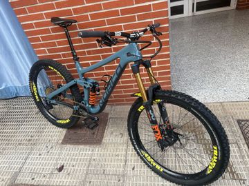 Used Norco Range C1 27.5 2020 2020 Mountainbike, Blue — image 2 of 7