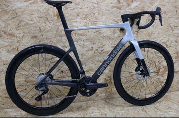 Used Cannondale SuperSix EVO Shimano Ultegra Di2 2025 Road & Gravel, Black — image 2 of 3