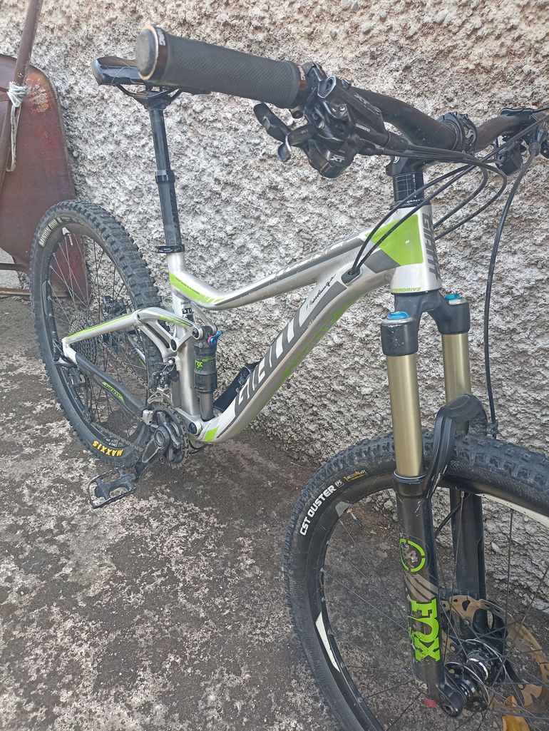 Použité Giant Trance 2 2017 2017 Mountainbike — obrázek 6 z 7