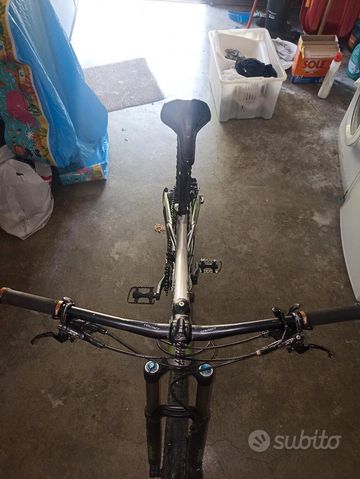 Použité Giant Trance 2 2017 2017 Mountainbike — obrázek 5 z 7