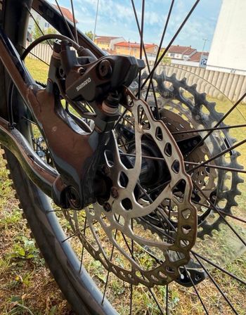 Giant Reign 1 2025 2025 Mountainbike usato, Grigio chiaro — immagine 3 di 4