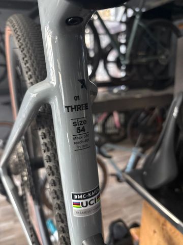 Used BMC Kaius 01 THREE 2026 2026 Road & Gravel, Light Gray — image 5 of 5
