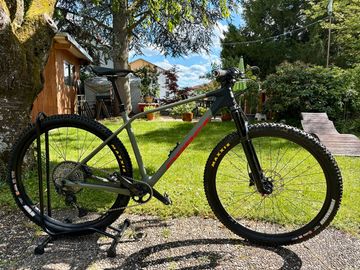Używany Orbea ALMA M30 2023 2023 Mountainbike — zdjęcie 1 z 15