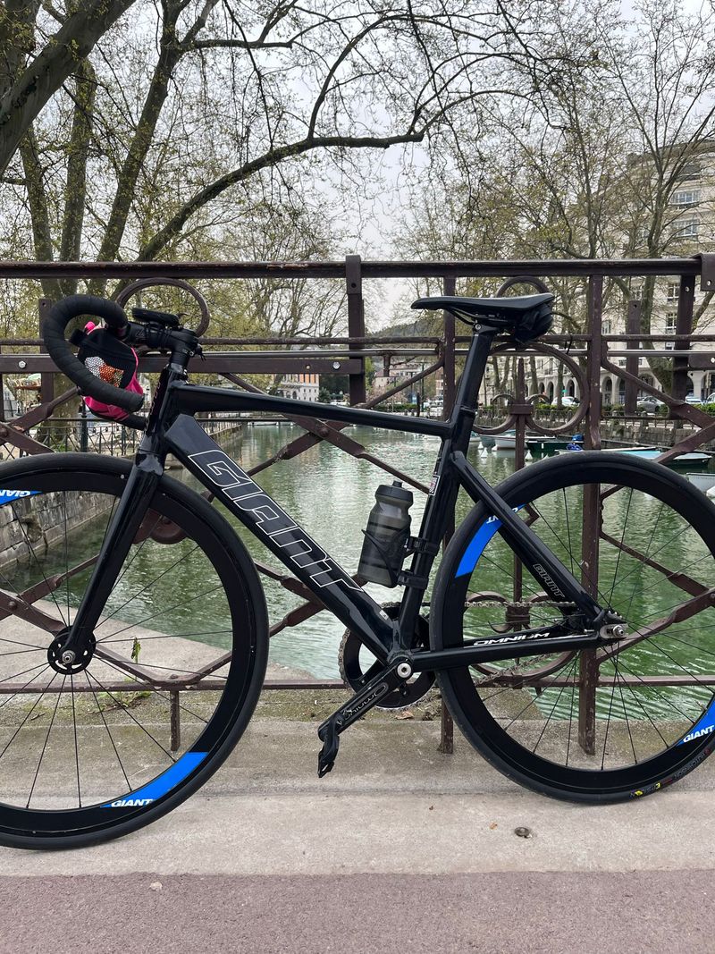 Used Giant Omnium 2017 2017 Road & Gravel, Black — image 2 of 3