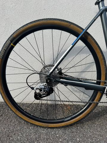 Used Olmo X- Trada 2024 Road & Gravel, Blue — image 2 of 14