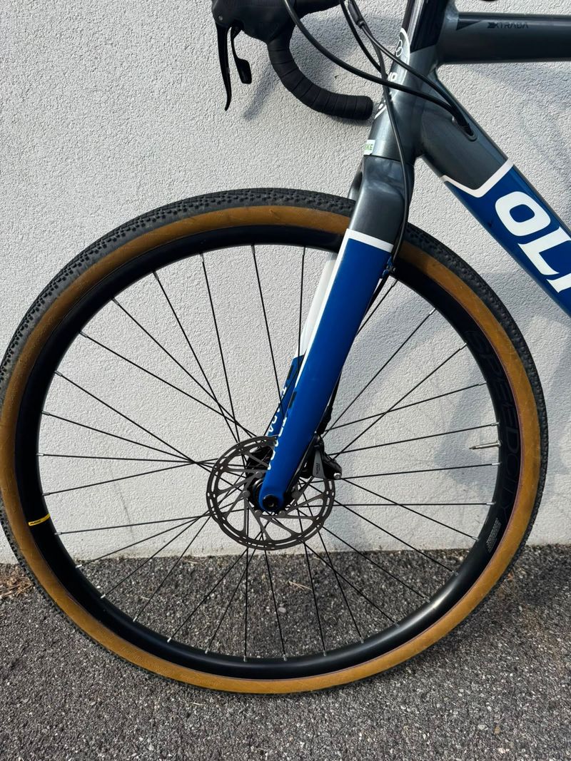 Used Olmo X- Trada 2024 Road & Gravel, Blue — image 11 of 14