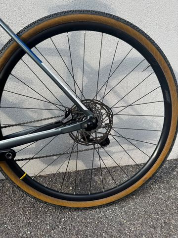 Used Olmo X- Trada 2024 Road & Gravel, Blue — image 9 of 14