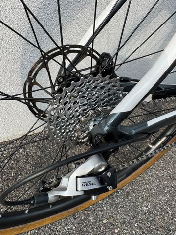 Used Olmo X- Trada 2024 Road & Gravel, Blue — image 7 of 14