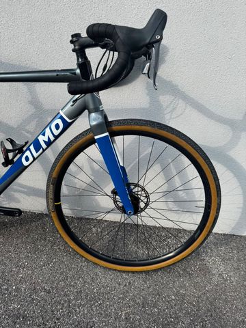 Used Olmo X- Trada 2024 Road & Gravel, Blue — image 4 of 14