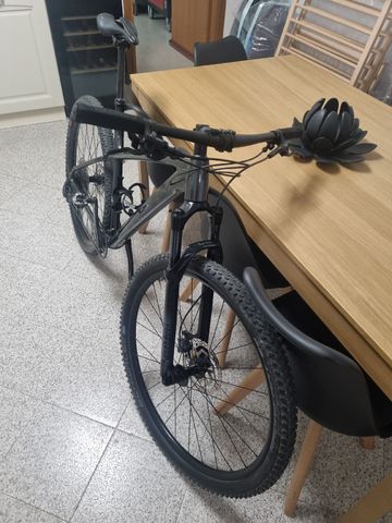 Używany Trek X-Caliber 8 2020 2020 Mountainbike — zdjęcie 3 z 4