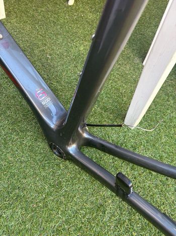 Używany Trek Emonda Frameset 2022 Road & Gravel — zdjęcie 11 z 15