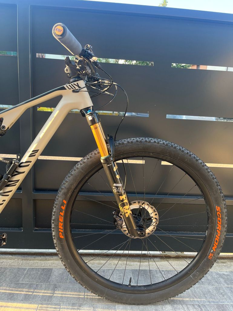 Brugt Canyon Lux Trail CF 7 2022 2022 Mountainbike — billede 5 af 6