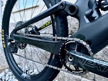 Tweedehands Scott Spark RC Team 2022 2022 Mountainbike — afbeelding 14 van 17