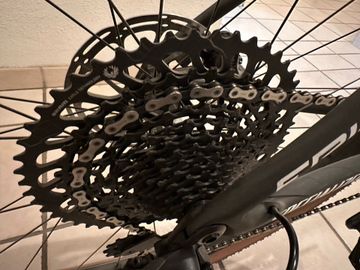 Used Specialized Epic Hardtail Expert 2022 2022 Mountainbike, Black, 29 — image 4 of 7