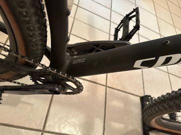 Used Specialized Epic Hardtail Expert 2022 2022 Mountainbike, Black, 29 — image 3 of 7