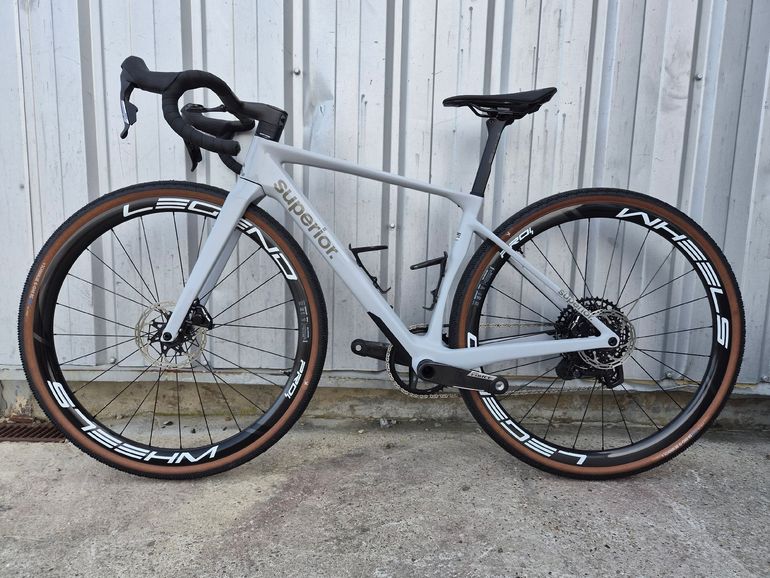 Superior Custom SRAM Force 2026 Road & Gravel usato, Grigio chiaro — immagine 9 di 9