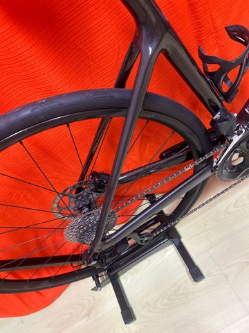 Scott Addict Shimano 105 Di2 2025 Road & Gravel d'occasion — image 8 sur 13