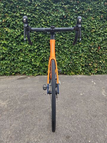 Used Orbea ORCA M20TEAM 2022 2022 Road & Gravel, Orange — image 5 of 6
