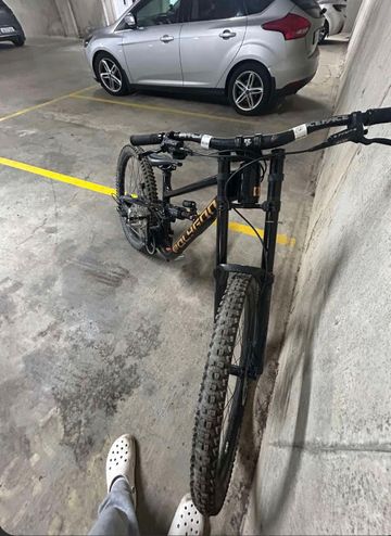 Used Polygon COLLOSUS DH7 2025 2025 Mountainbike, Black, 29 — image 12 of 12