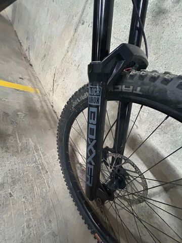 Used Polygon COLLOSUS DH7 2025 2025 Mountainbike, Black, 29 — image 10 of 12