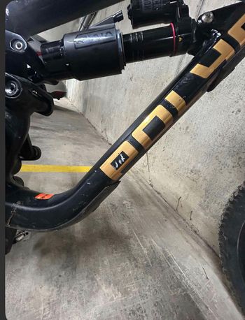 Gebrauchtes Polygon COLLOSUS DH7 2025 2025 Mountainbike, Schwarz, 29 — Bild 7 von 12