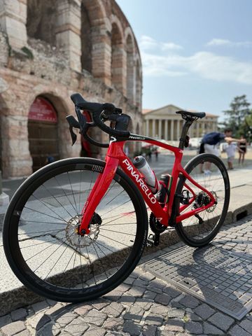 Brugt Pinarello X3 105 Di2 2024 2024 Road & Gravel — billede 2 af 17