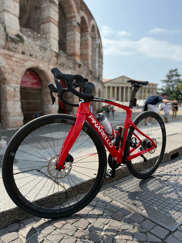Brugt Pinarello X3 105 Di2 2024 2024 Road & Gravel — billede 2 af 17