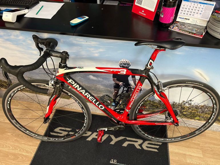 Używany Pinarello Dogma Shimano Tiagra 2009 Road & Gravel — zdjęcie 5 z 8