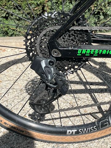 Używany BMC URS 01 FOUR 2023 2023 Road & Gravel — zdjęcie 2 z 3