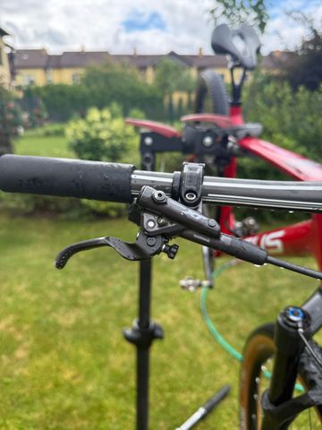 Gebrauchtes Focus Raven 8.8 2022 2022 Mountainbike, Rot — Bild 11 von 25