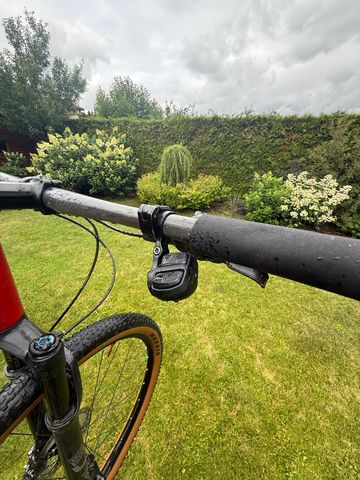Gebrauchtes Focus Raven 8.8 2022 2022 Mountainbike, Rot — Bild 18 von 25