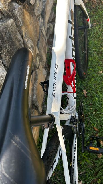 Used Cannondale Synapse Disc 105 SE 2018 2018 Road & Gravel, White — image 5 of 6