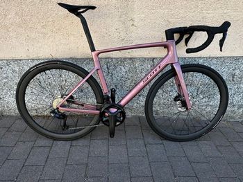 Used Scott Addict RC 30 2026 2026 Road & Gravel
