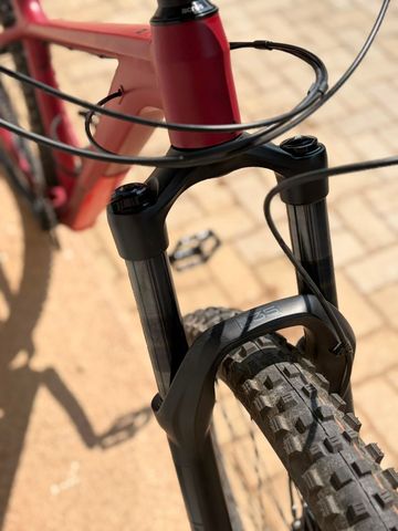 Used Canyon Stoic 3 2024 2024 Mountainbike, Red, 27.5, 29 — image 6 of 17