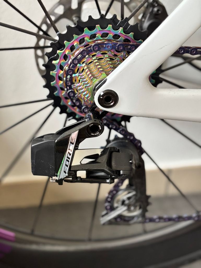 Scott foil rc Custom SRAM Force eTap AXS 2025 Road & Gravel d'occasion — image 3 sur 20
