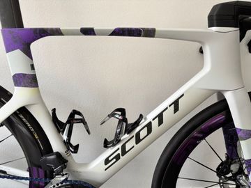 Used Scott foil rc Custom SRAM Force eTap AXS 2025 Road & Gravel, White — image 11 of 20