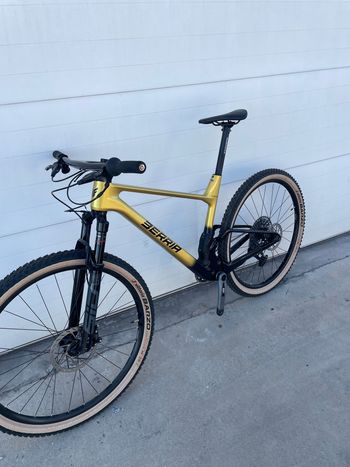 Brugt Berria MAKO 8 2024 2024 Mountainbike — billede 8 af 12