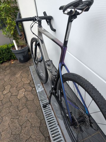 Used Cannondale SuperSix EVO SRAM Force 2023 Road & Gravel, Light Gray — image 6 of 8
