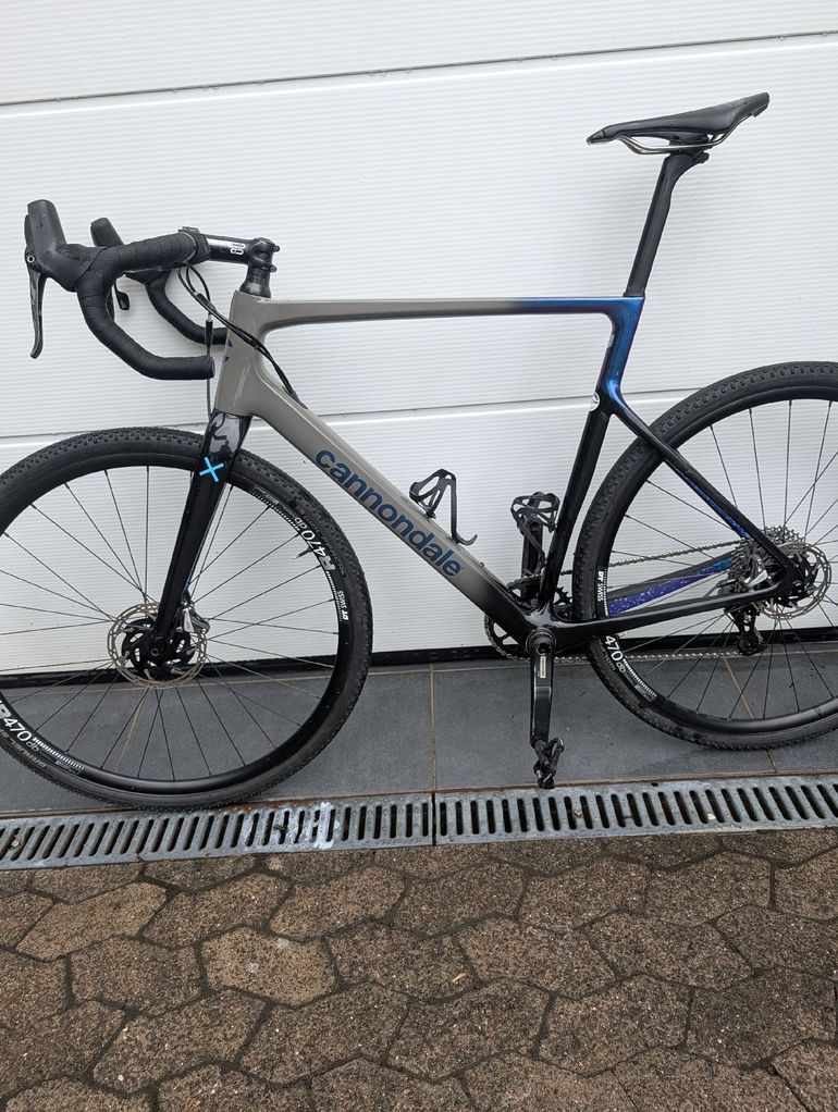 Used Cannondale SuperSix EVO SRAM Force 2023 Road & Gravel, Light Gray — image 2 of 8