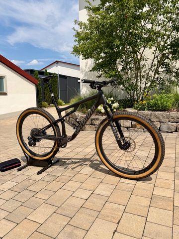 Tweedehands Specialized Epic EVO Expert 2021 2021 Mountainbike — afbeelding 1 van 14