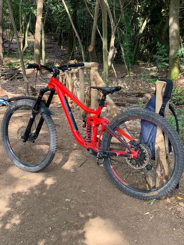 Giant Reign SX 2 2019 2019 Mountainbike usato, Rosso — immagine 6 di 6