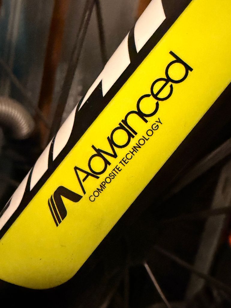 Used Giant TCR Advanced 1 2016 2016 Road & Gravel, Black — image 11 of 14
