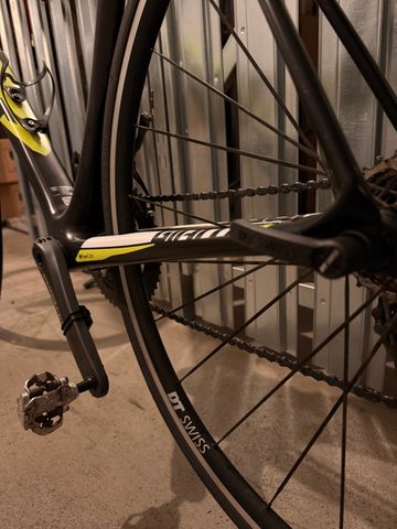 Used Giant TCR Advanced 1 2016 2016 Road & Gravel, Black — image 12 of 14