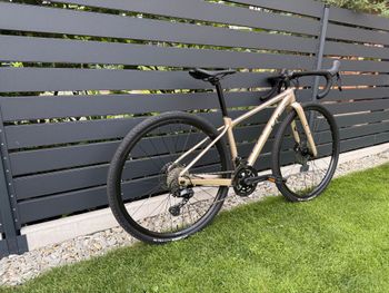 Używany Liv Devote 0 2024 2024 Road & Gravel — zdjęcie 3 z 17