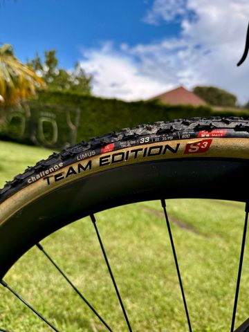 Used Kona Rove SRAM Rival 2025 Road & Gravel, Purple — image 8 of 12