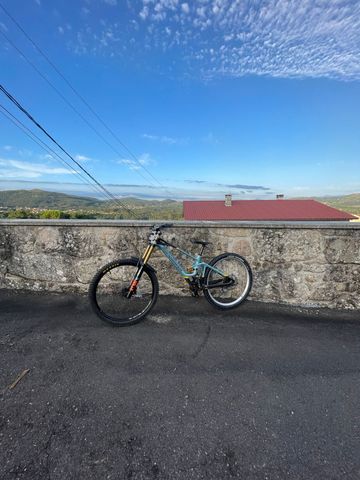 Used Mondraker SUMMUM CARBON R 2022 2022 MTB