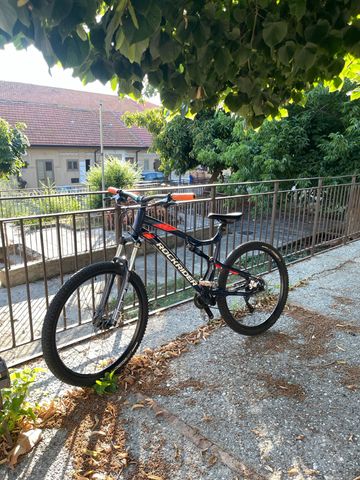 Gebrauchtes ROCKRIDER All mountain Shimano Altus 2024 MTB